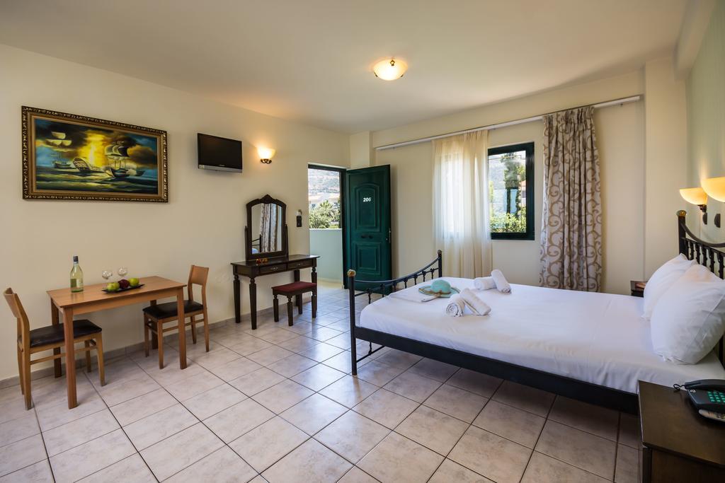 Dias Hotel & Apts Stalida エクステリア 写真