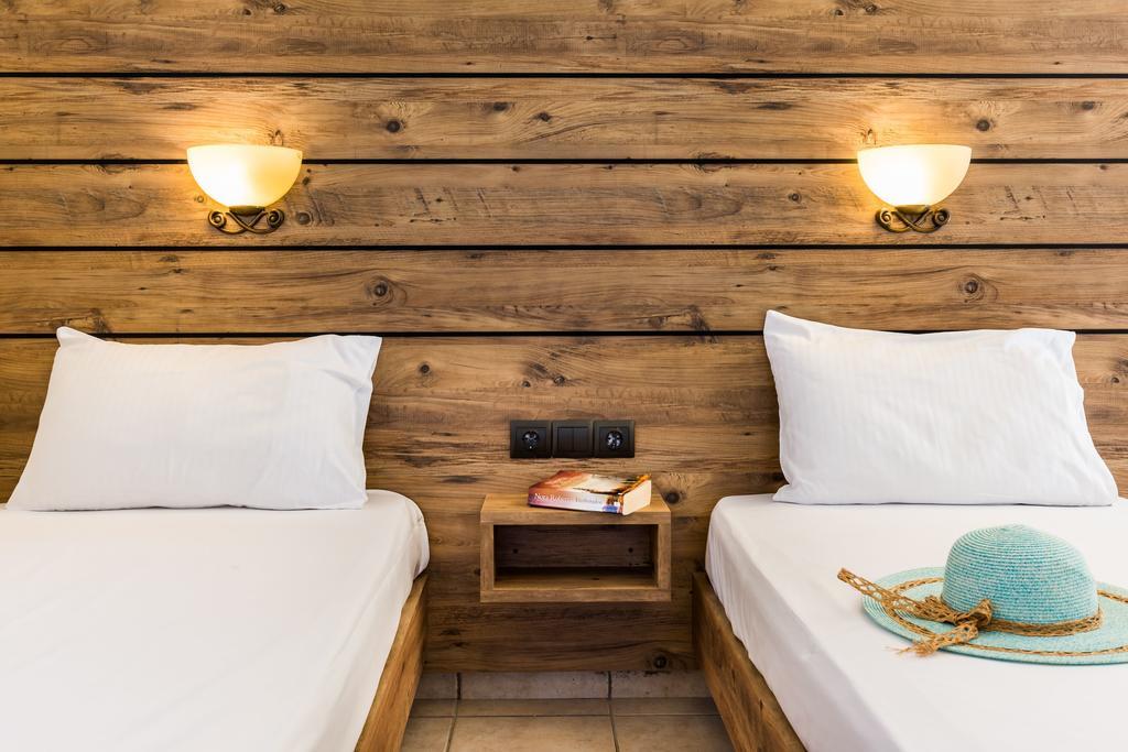 Dias Hotel & Apts Stalida エクステリア 写真