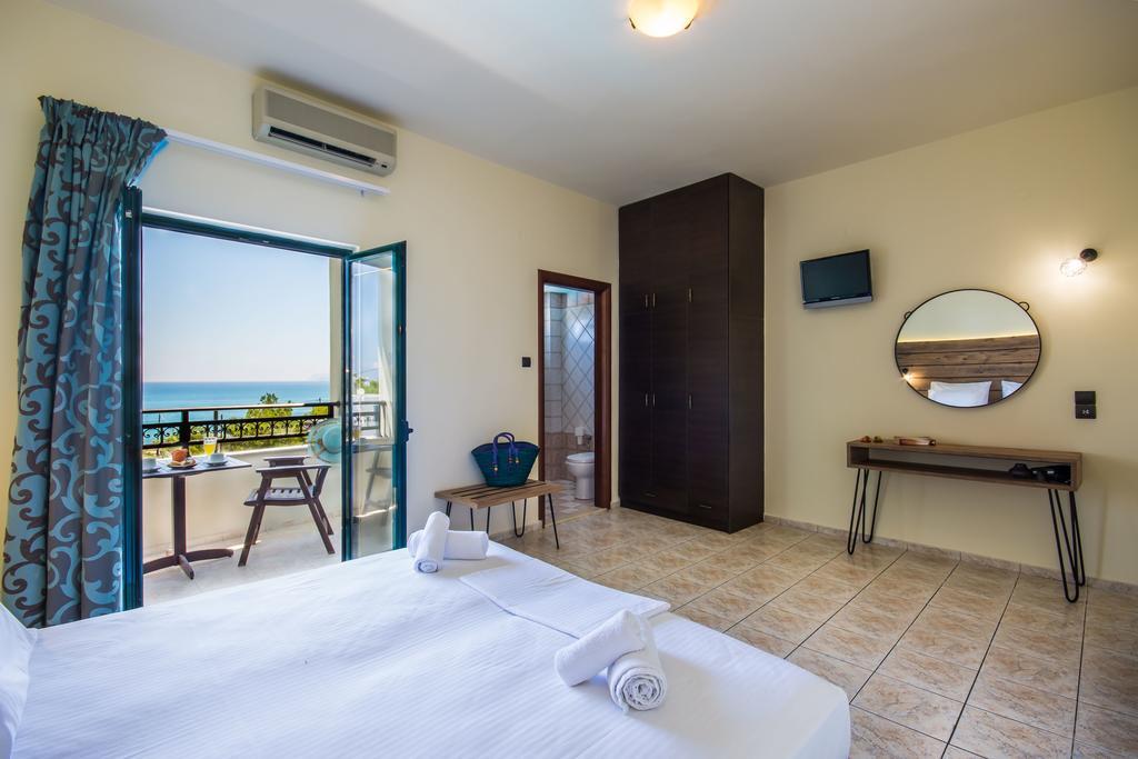 Dias Hotel & Apts Stalida エクステリア 写真